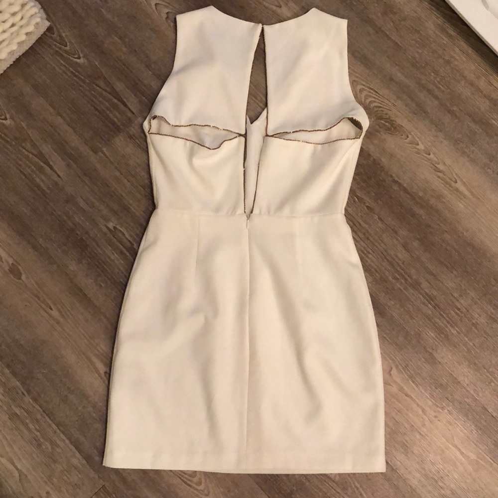 detailed back dress
